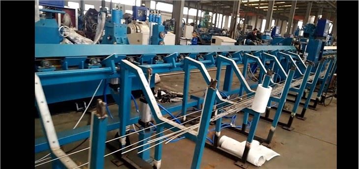 High Efficiency Wire Rod Coil Opening Peeling Cutting Straightening To Bar Turning Producing Line