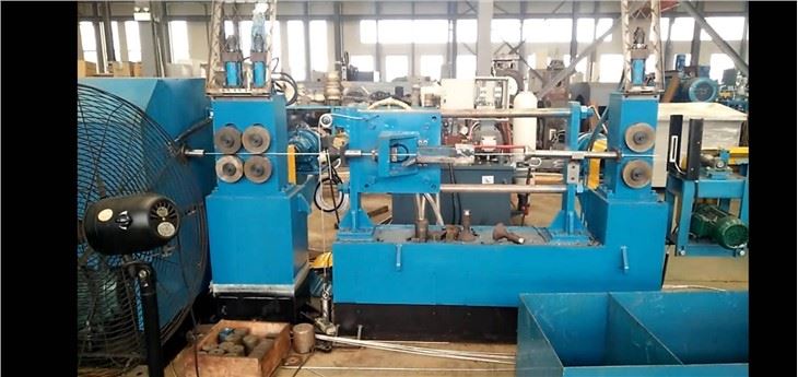 High Efficiency Wire Rod Coil Opening Peeling Cutting Straightening To Bar Turning Producing Line