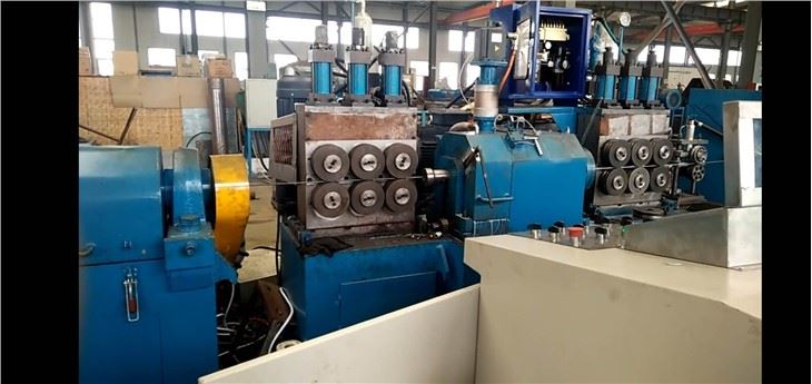 High Efficiency Wire Rod Coil Opening Peeling Cutting Straightening To Bar Turning Producing Line