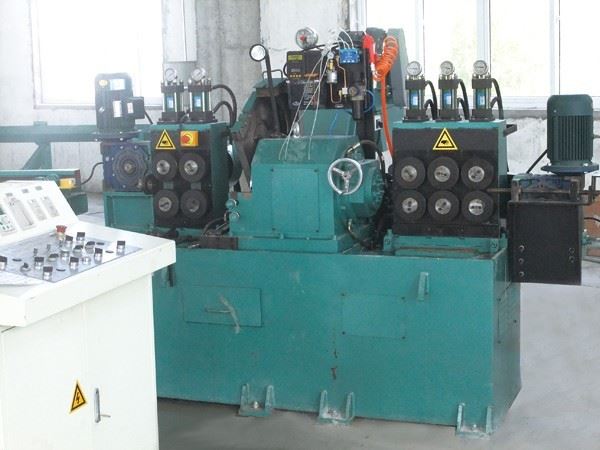 Steel Round Bar Peeling Machine Centerless Lathe WXC-40C Steel Round Bar Peeling Machine Centerless Lathe WXC-40C