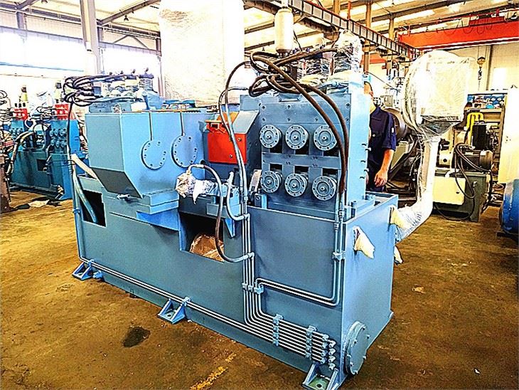 WXC80C Semi-automatic TYPE Centerless Lathe WXC80C Semi-automatic TYPE Centerless Lathe