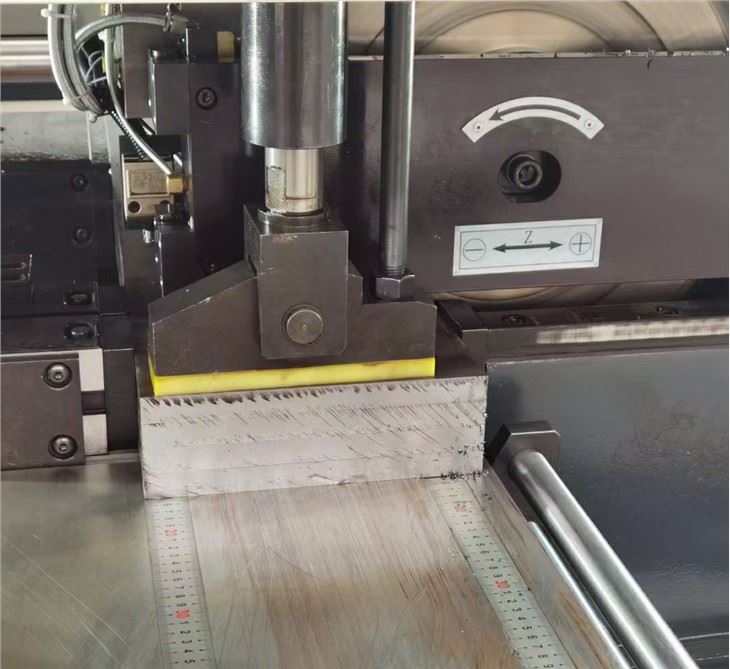 The Best Quality&Lower Cost CNC Sawing And Milling Machine From China The Best Quality&Lower Cost CNC Sawing And Milling Machine From China